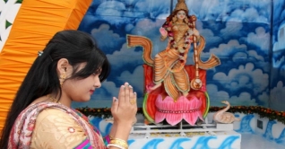 আগামীকাল রোববার সরস্বতী পূজা