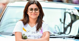 বয়সের প্রমাণ দিতে ভোটার কার্ড নিয়েও ঘুরেছি