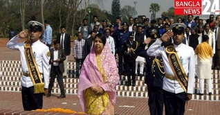স্মৃতিসৌধে শ্রদ্ধা জানালেন স্পিকার ও ডেপুটি স্পিকার