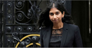 এবার ব্রিটিশ স্বরাষ্ট্রমন্ত্রীর পদত্যাগ