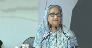 আ. লীগকে ভয় দেখিয়ে লাভ নেই: চট্টগ্রামে হাসিনা