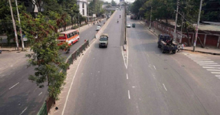 দুর্গাপূজার ছুটিতে ফাঁকা রাজধানী দুর্গাপূজার ছুটিতে ফাঁকা রাজধানী
