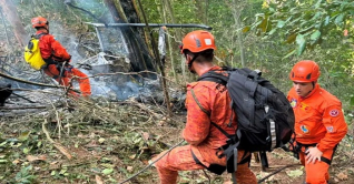 যুক্তরাষ্ট্রে দাবানল নিয়ন্ত্রণে গিয়ে হেলিকপ্টার বিধ্বস্ত,নিহত ২