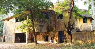 দারুল আদালত: ইটের দেয়ালের আড়ালে ৪০০ বছরের ইতিহাস