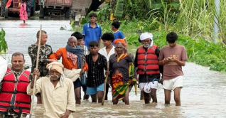 ভারত ও নেপালে বন্যা-ভূমিধসে ভয়াবহ বিপর্যয়, নিহত ৭০ ভারত ও নেপালে বন্যা-ভূমিধসে ভয়াবহ বিপর্যয়, নিহত ৭০