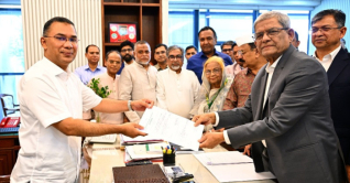 বিএনপির প্রেসিডেন্ট প্রার্থী মির্জা ফখরুল বিএনপির প্রেসিডেন্ট প্রার্থী মির্জা ফখরুল
